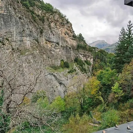 Lina By Cardi Apartment