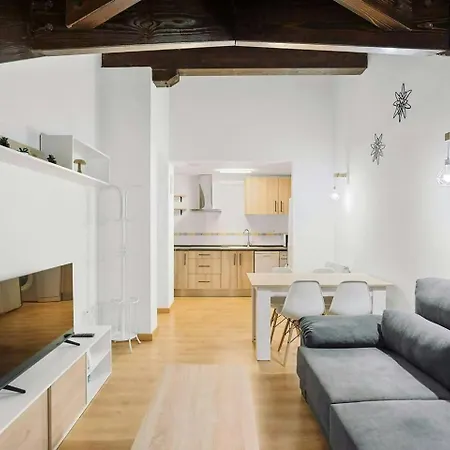 Apartment Lina Wifi Garaje Y Diseno Escarrilla
