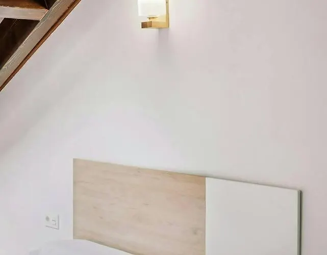 Lina By Cardi Suites. 公寓 伊斯卡日拉